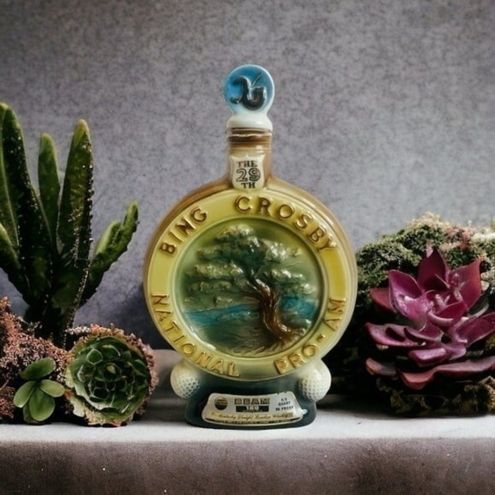 Jim Beam 1970 Bing Crosby 29th Golf Pro-Am Regal Decanter Limited Edition Empty